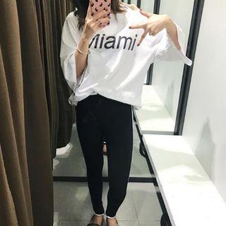 Set: 3/4-sleeve Lettering T-shirt + Leggings