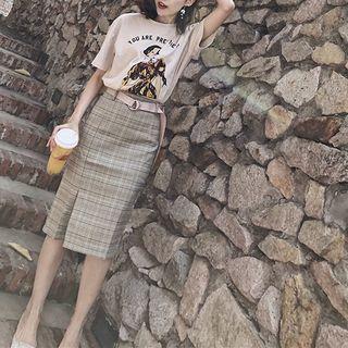 Set: Short-sleeve T-shirt + Plaid Sheath Skirt