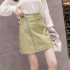 High-waist Faux Leather Zipped A-line Skirt