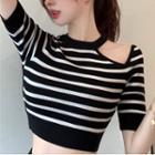 Short-sleeve Cold-shoulder Striped Knit Crop Top Stripes - Black & White - One Size