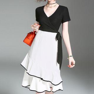Color Block V-neck A-line Dress