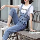 Set: Lettering Short-sleeve T-shirt + Cropped Denim Jumper Pants