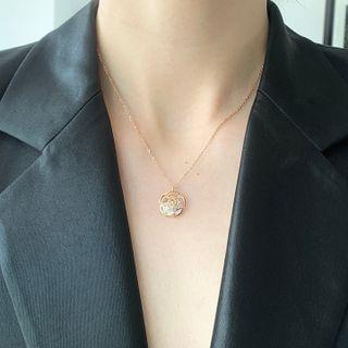 Flower Rhinestone Pendant Stainless Steel Necklace
