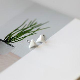 Pure White Triangle Stud Earring As Shown In Figure - One Size