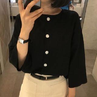 Plain 3/4 Sleeve Buttoned Top