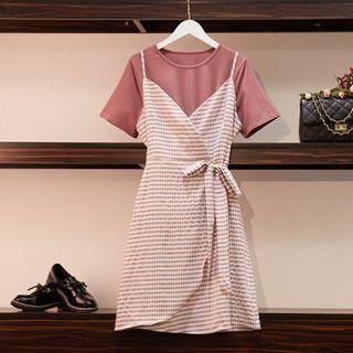 Set: Short-sleeve T-shirt + Plaid Mini A-line Overall Dress
