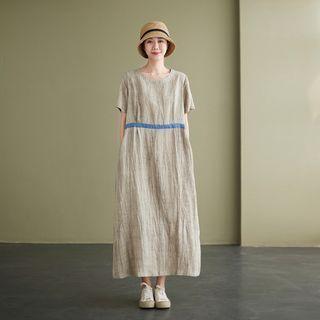 Two-tone Panel Maxi Shift Dress