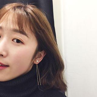 Faux Pearl Chained Earring