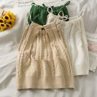 Details Tie-neckline Cable-knit Crop Top