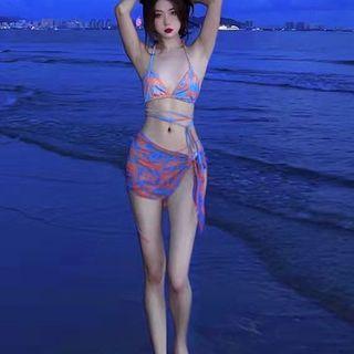 Set: Print Bikini Top + Bottom + Wrap Skirt