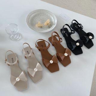 Faux Pearl Ribbon Ankle-strap Flat Sandals