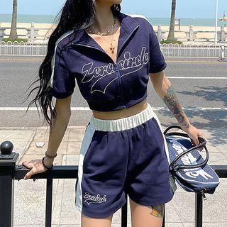 Short-sleeve Cropped T-shirt / High Waist Wide Leg Shorts