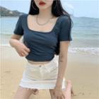 Short-sleeve Plain Square-neck Cropped Top