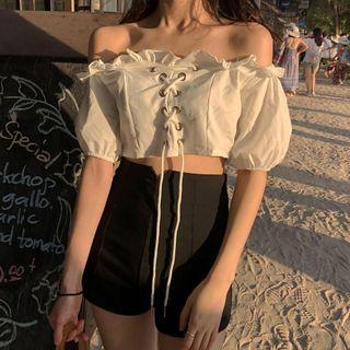 Short-sleeve Blouse / High-waist Shorts