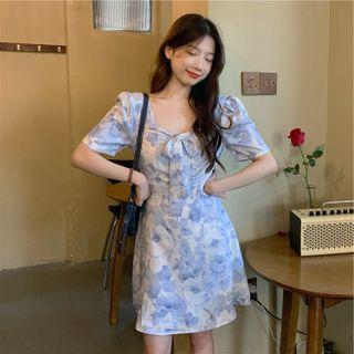 Short Sleeve Square Neck Floral Print Mini A-line Dress