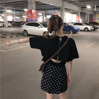 Elbow-sleeve Zip-back Cropped Top