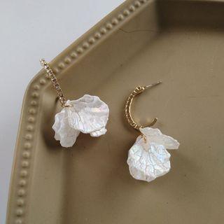 Resin Petal Fringed Earring 1 Pair - White - One Size