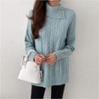 Button-side Mock-neck Cable-knit Sweater