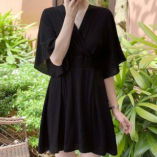 Tie-back V-neck Elbow-sleeve Mini A-line Dress