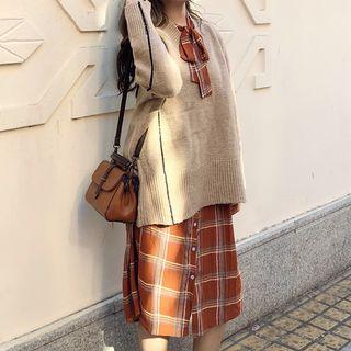 Long-sleeve Plaid Shirt Dress / Contrast Trim Sweater