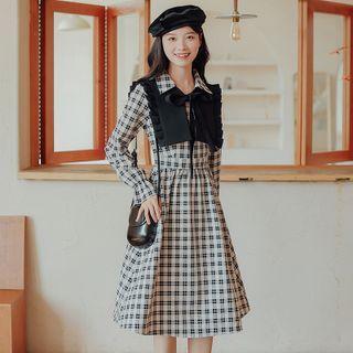 Set: Shawl + Long-sleeve Plaid Dress