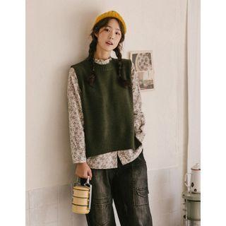 Crew-neck Slit-hem Knit Vest