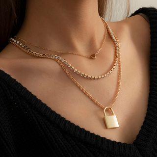 Set Of 3: Rhinestone / Heart / Lock Pendant Alloy Necklace