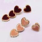 Non-matching Velvet Heart Dangle Earring
