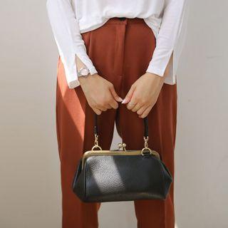 Kiss-lock Genuine-leather Shoulder Bag