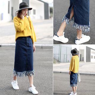 Fray Hem Midi Denim Skirt