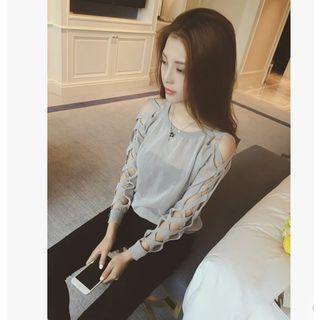 Cut Out Long-sleeve Knit Top