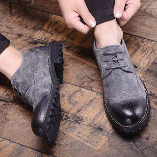 Lace-up Genuine Leather Wingtip Shoes
