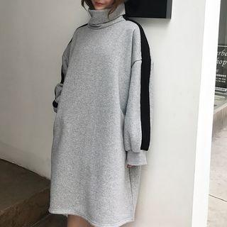 Contrast Trim Turtleneck Long Pullover