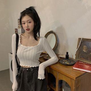 Long-sleeve Scalloped Trim Knit Crop Top