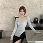 Long-sleeve Slit-hem V-neck Knit Top
