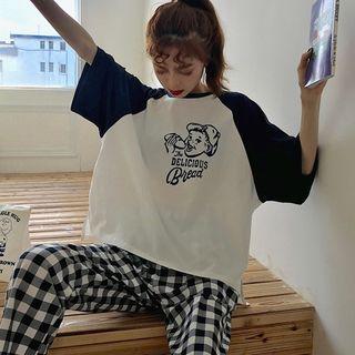 Elbow-sleeve Raglan T-shirt / Plaid Pants