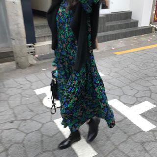 Long-sleeve Floral Print Pleated Midi Dress Green - One Size