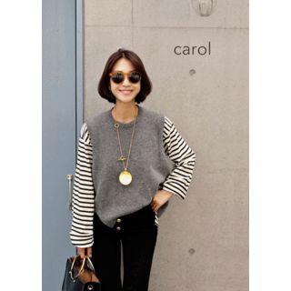 Slit-side Wool Blend Vest