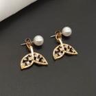 Fish Tail Stud Earring 1 Pair - Studded Earring - Gold - One Size