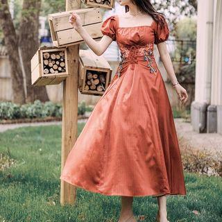 Flower Embroidered Lace-up Midi Dress