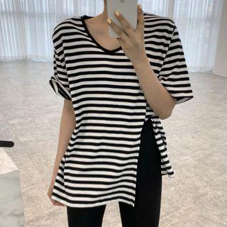 Short Sleeve V-neck Striped Slit T-shirt