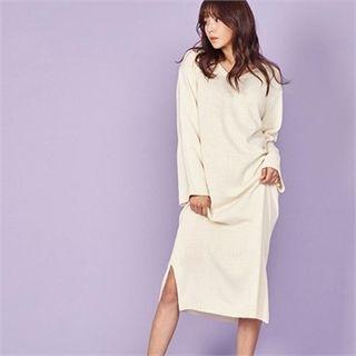 V-neck Wide-sleeve Knit Maxi Dress