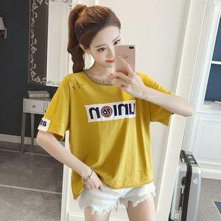 Short-sleeve Distressed Applique T-shirt