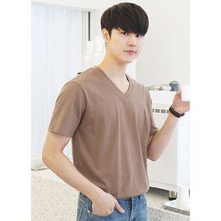 Plain V-neck Cotton T-shirt