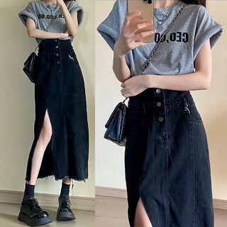 Side-slit Frayed Denim Midi Pencil Skirt / Short-sleeve Lettering T-shirt / Set