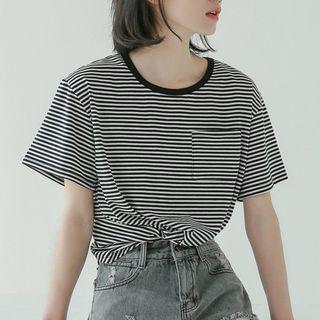 Short-sleeve Striped Knotted T-shirt Stripe - Black & White - One Size