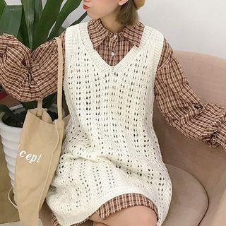 Long Knit Vest / Long-sleeve Plaid Dress