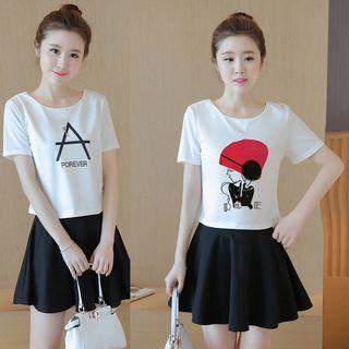 Set: Printed Short Sleeve T-shirt + Flared Skirt