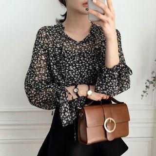 Bell-sleeve Long-sleeved Floral Print Loose-fit Chiffon Sheath Blouse