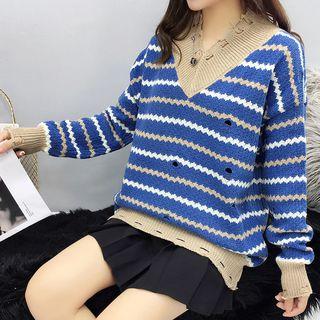 Curve-stripe Sweater